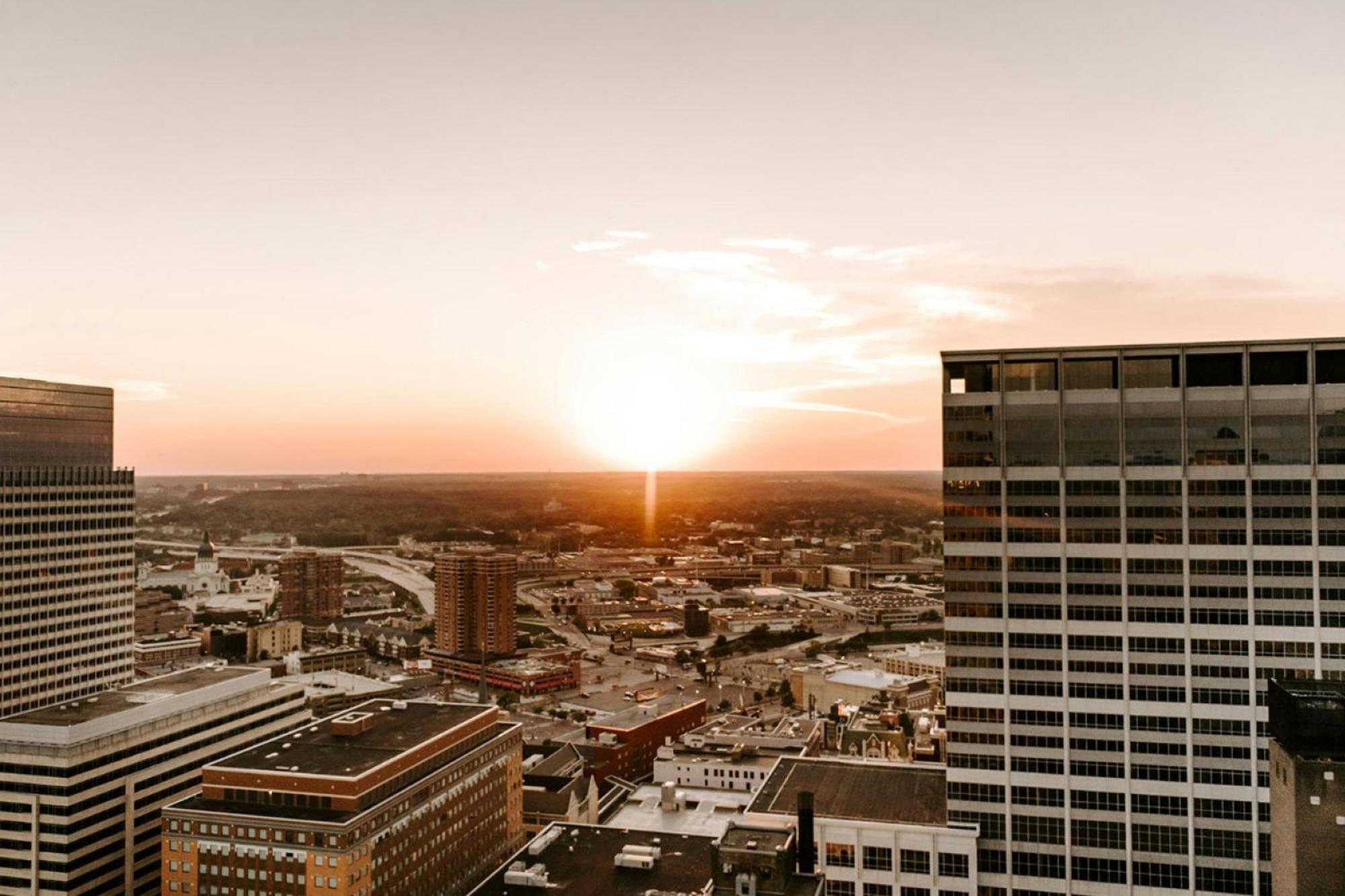 W Minneapolis - The Foshay Luaran gambar
